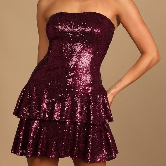 Lulus on the invitation burgundy sequin strapless mini dress, NWT - Picture 1 of 8